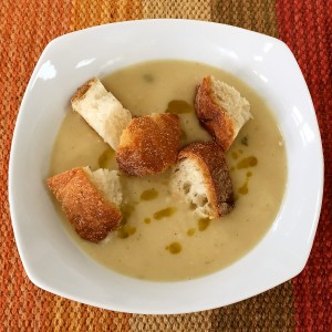 Rosemary white bean soup thumbnail