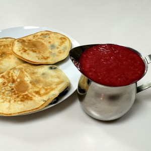 Blueberry Pancakes with Raspberry Sauce thumbnail